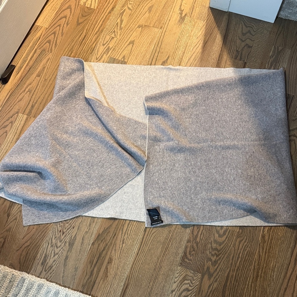 Club Monaco scarf/wrap